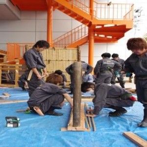 街を創る技術を学ぶ！造園土木実習～袖垣造り～